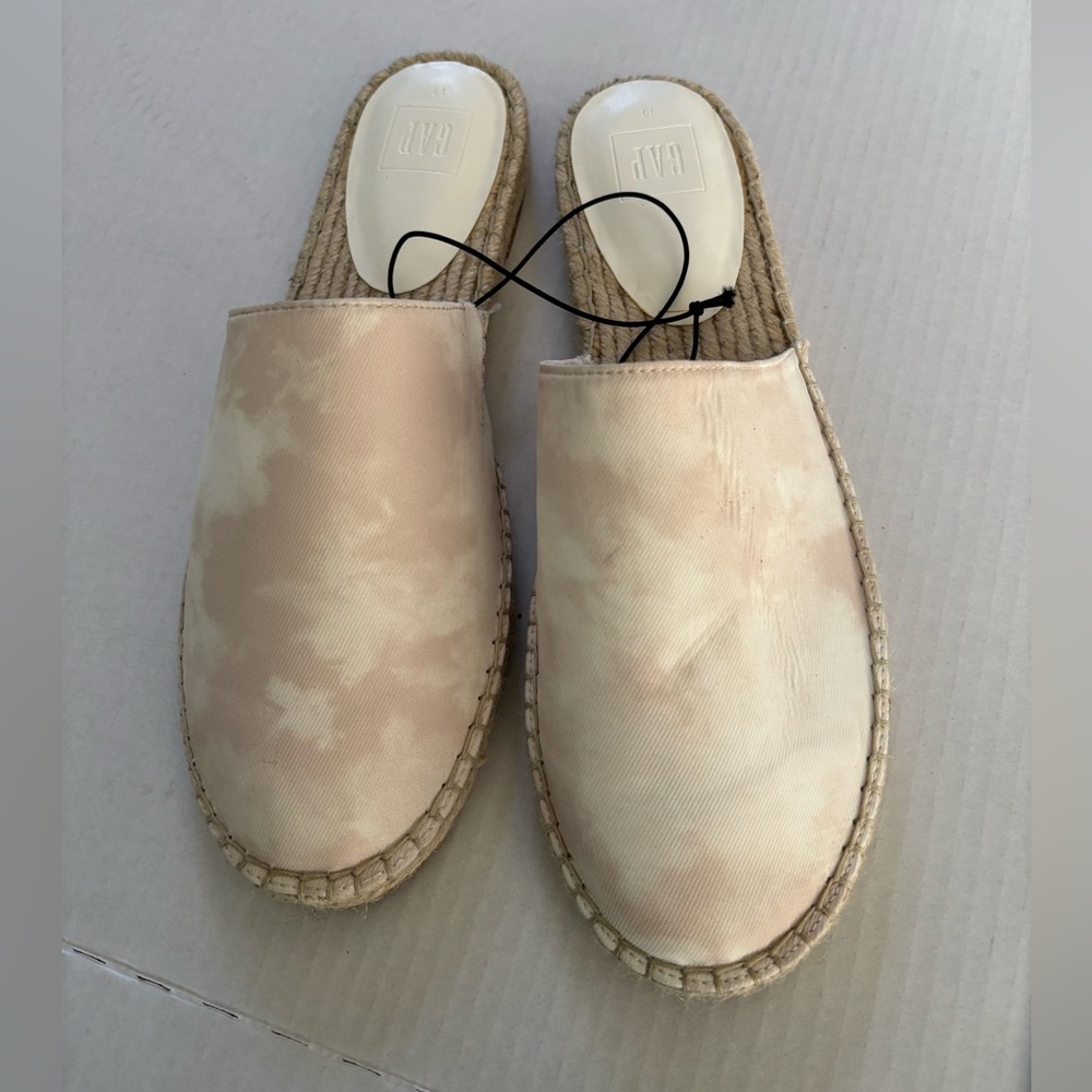 Gap Women's Cream Slip-On Shoes Tie-Dye Cloud Espadrille Sz 41 GAP Canvas Mules